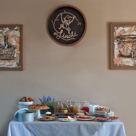 לוקה Agriturismo Ai Linchi מראה חיצוני תמונה