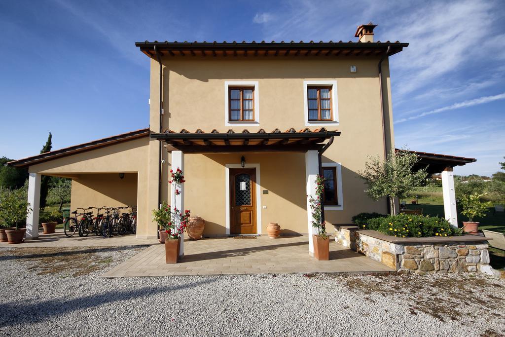 לוקה Agriturismo Ai Linchi מראה חיצוני תמונה