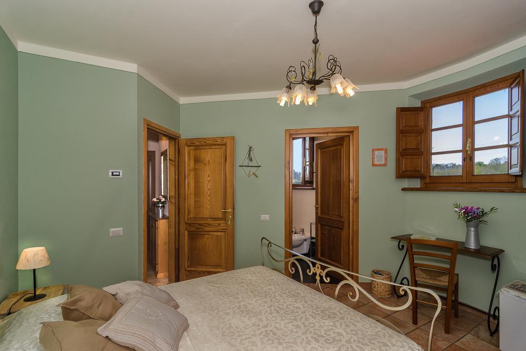 לוקה Agriturismo Ai Linchi מראה חיצוני תמונה