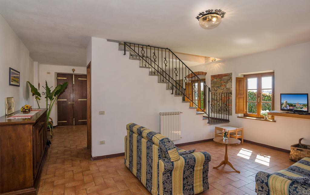 לוקה Agriturismo Ai Linchi מראה חיצוני תמונה