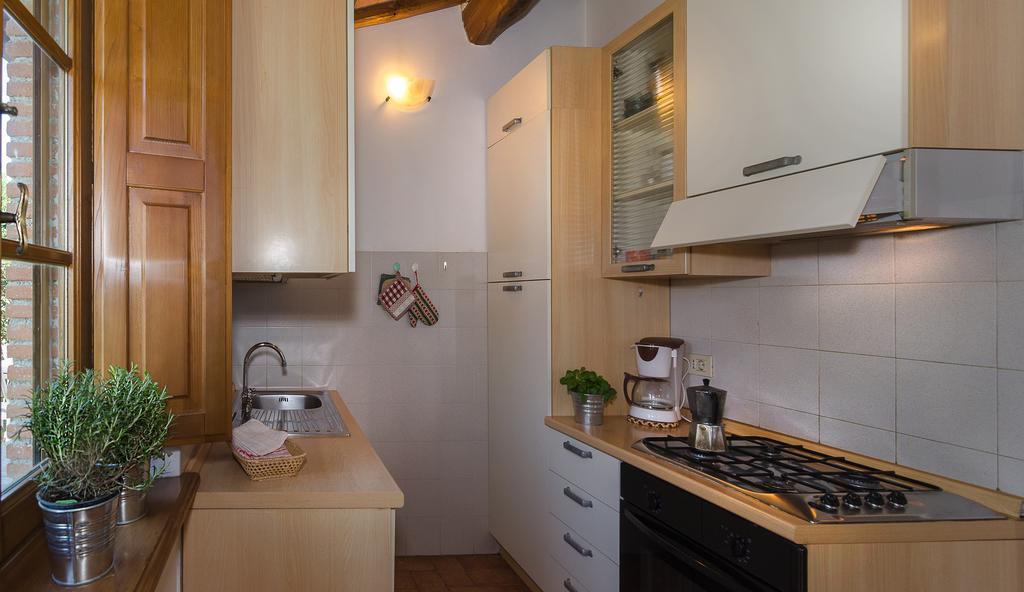 לוקה Agriturismo Ai Linchi מראה חיצוני תמונה